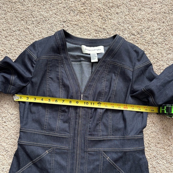 Doncaster fitted women’s blue denim zip-up jacket with pockets, size L - Picture 7 of 10